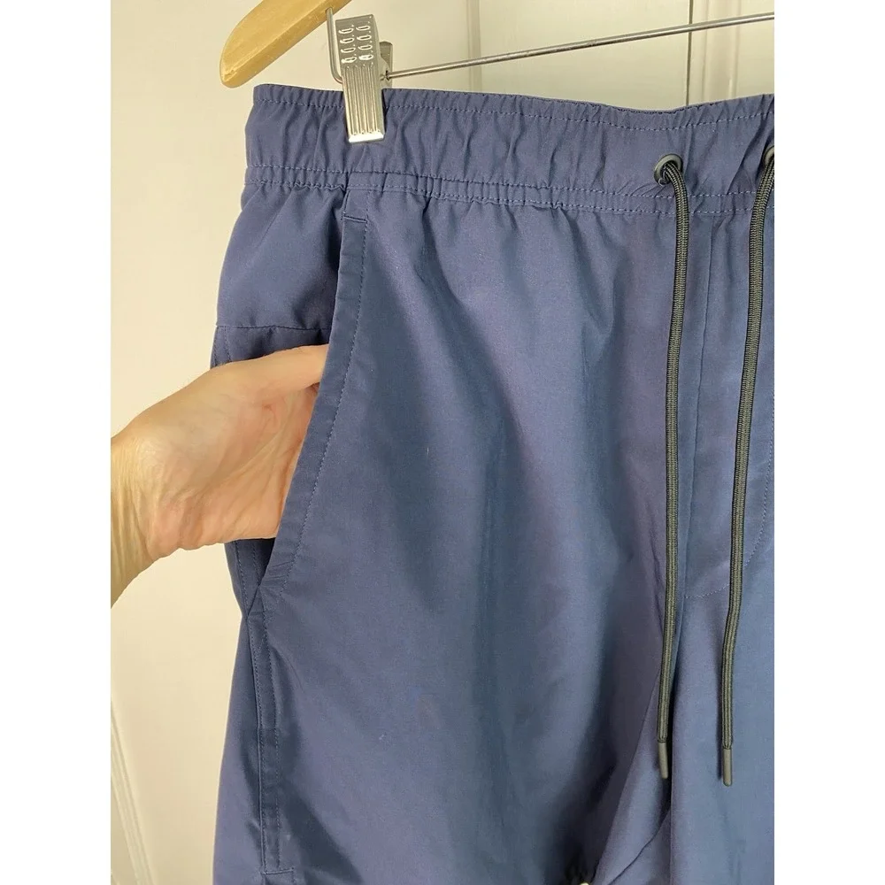 Nike Dri-Fit Men's L Navy Blue Elastic Drawstring Waist Unlined Athletic Shorts